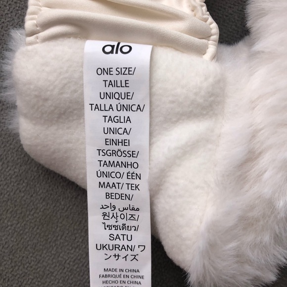 Alo Yoga Faux Fur Ear Warmers Ivory - Picture 4 of 7